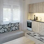 Appartement Downtown 1 *